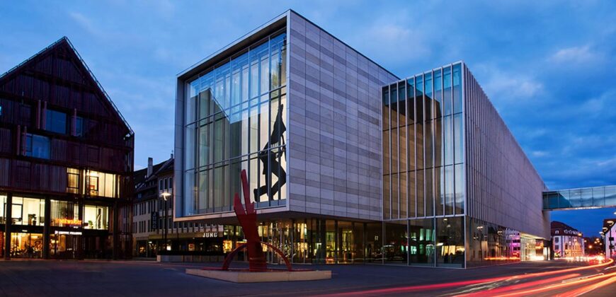 فيلا في مراسي