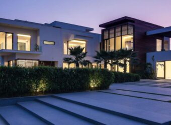 فيلا في مزرعة